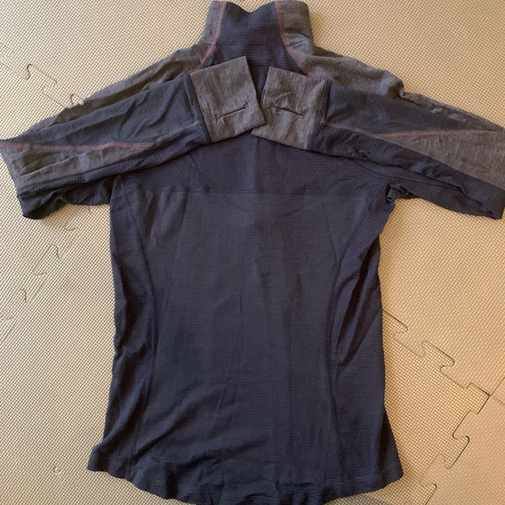 Icebreaker Merino Wool Navy Blue Sz Medium Women’s quarter zip base layer